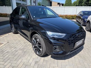 AUDI Q5 SPB 40 TFSI quattro S tronic Identity Black
