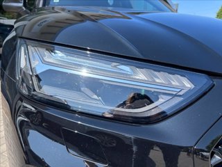 AUDI Q5 SPB 40 TFSI quattro S tronic Identity Black