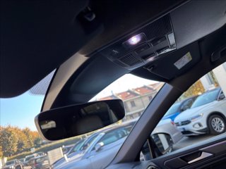 VOLKSWAGEN Tiguan 2.0 TDI 150 CV SCR DSG R-Line