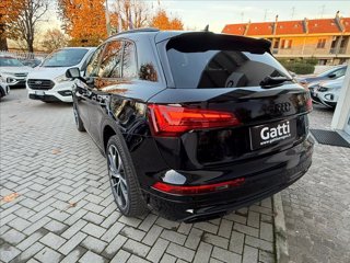 AUDI Q5 55 TFSI e quattro S tronic Identity Black