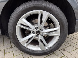 AUDI Q3 35 TDI S tronic S line edition