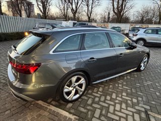 AUDI A4 Avant 40 TFSI S tronic S line edition