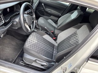 VOLKSWAGEN Taigo 1.0 TSI 110 CV DSG R-Line
