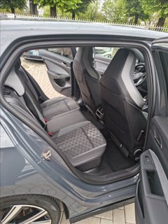VOLKSWAGEN Golf 1.5 eTSI 150 CV EVO ACT DSG R-Line