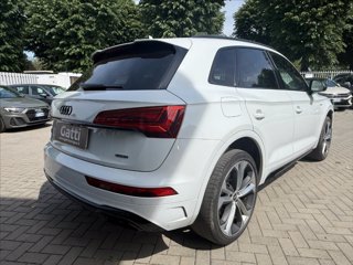 AUDI Q5 40 TDI 204 CV quattro S tronic Identity Black