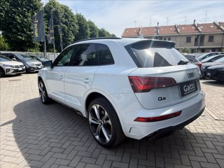 AUDI Q5 40 TDI 204 CV quattro S tronic Identity Black