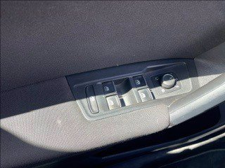 VOLKSWAGEN Tiguan 1.4 TSI Business BlueMotion Technology