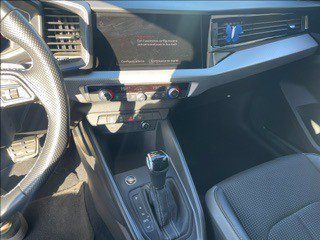 AUDI A1 allstreet 35 TFSI S tronic Identity Contrast