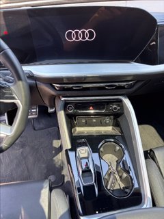 AUDI Q5 TDI 150 kW mHEV+ S tronic quattro S line edition