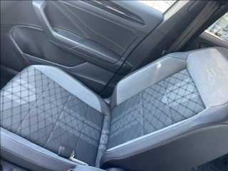 VOLKSWAGEN T-Roc 1.0 TSI R-Line