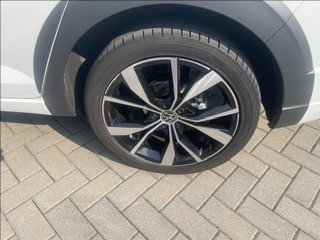 VOLKSWAGEN Taigo 1.5 TSI ACT 150 CV DSG R-Line