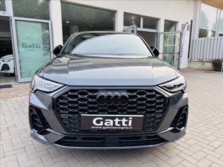 AUDI Q3 35 TDI S tronic Identity Black