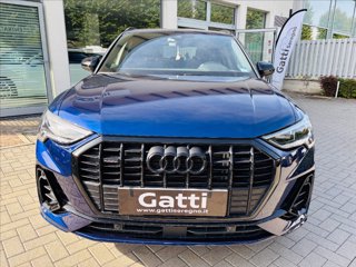 AUDI Q3 40 TFSI quattro S tronic Identity Black